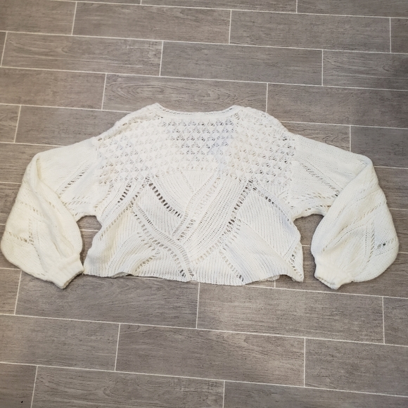 Free People White Knit Bishop Sleeve Pull Over - Picture 2 of 11